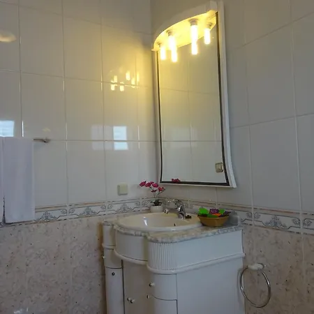 Affittacamere Coracao D' Oiro - *